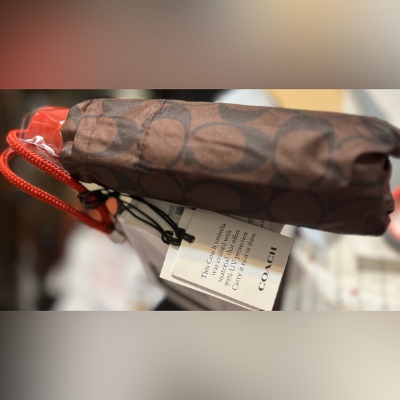 Coach UV Protection Signature Mini Umbrella Brown Bold Red Silver NEW NWT - Picture 2 of 2